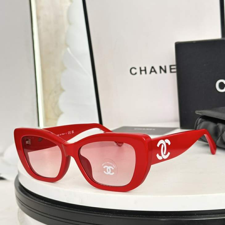 Picture of Chanel Sunglasses _SKUfw77121475fw